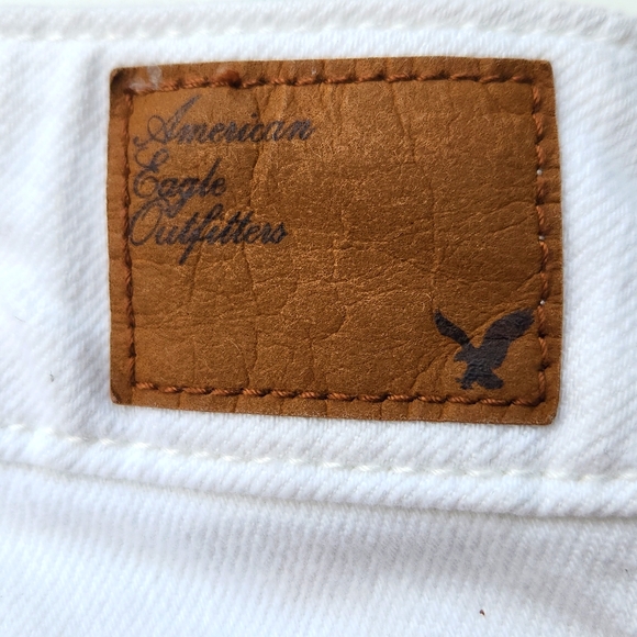 American Eagle Outfitters Women's Shorts in White - Stretch Material - Size 12 - Picture 5 of 10